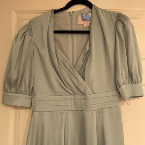 Gal Meets Glam Sage Dress